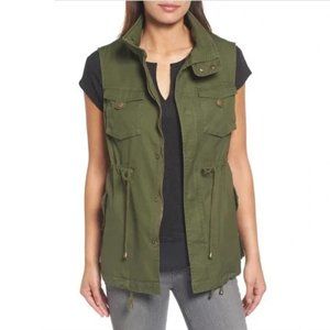 Pleione Green Layering Vest